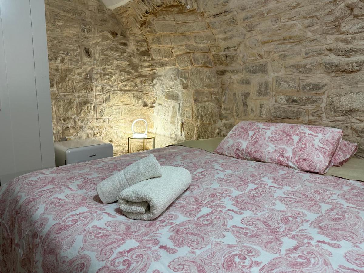 Giovinazzo Suite Pavone Griffi Bagian luar foto