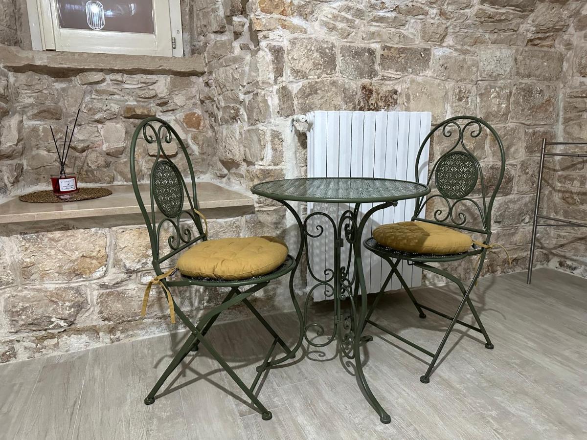 Giovinazzo Suite Pavone Griffi Bagian luar foto