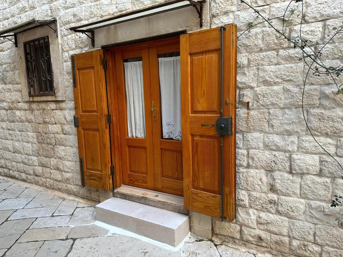Giovinazzo Suite Pavone Griffi Bagian luar foto