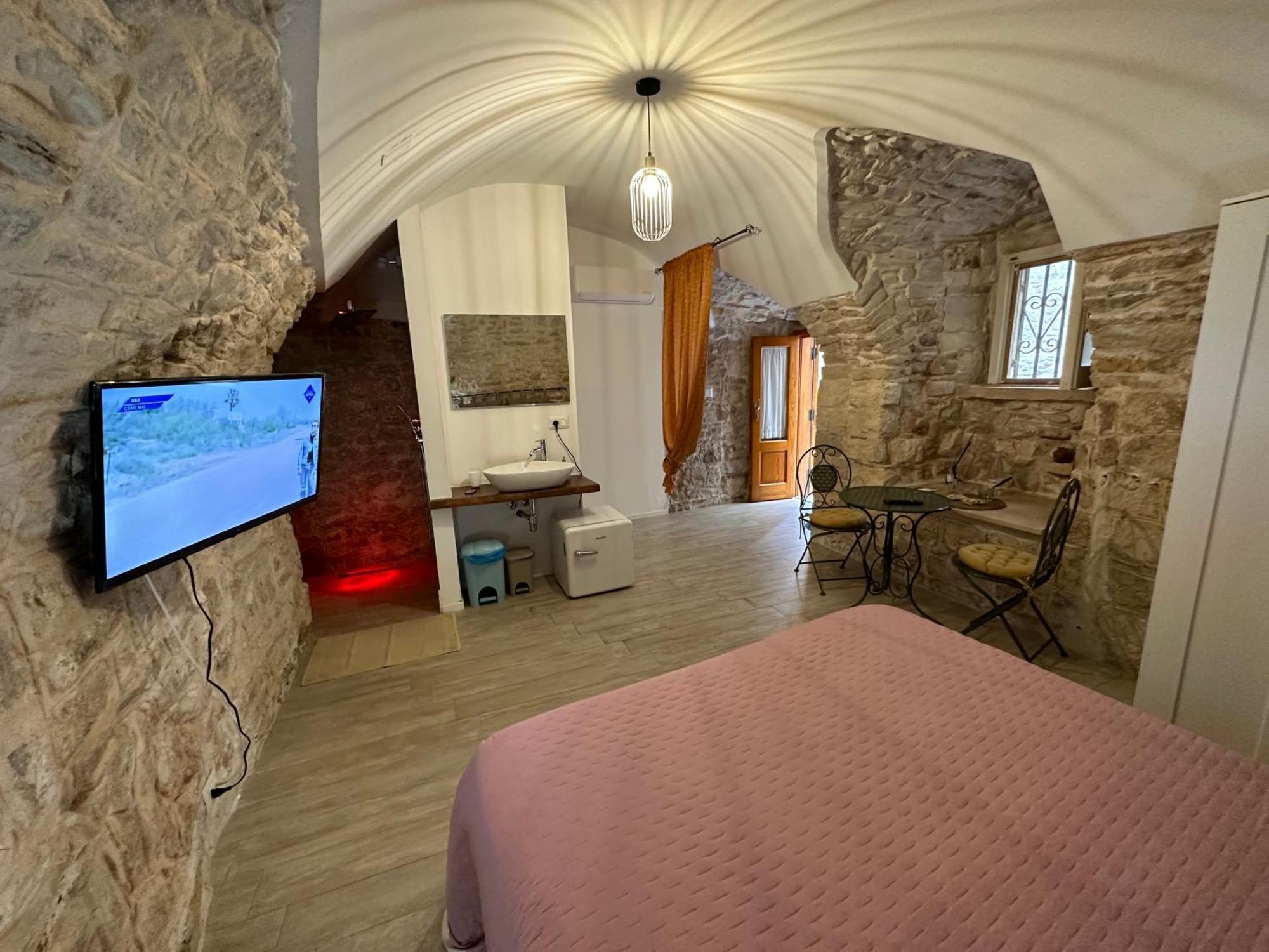 Giovinazzo Suite Pavone Griffi Bagian luar foto